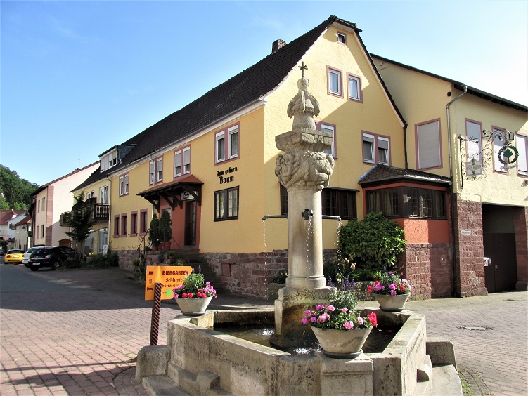 Grüner Baum