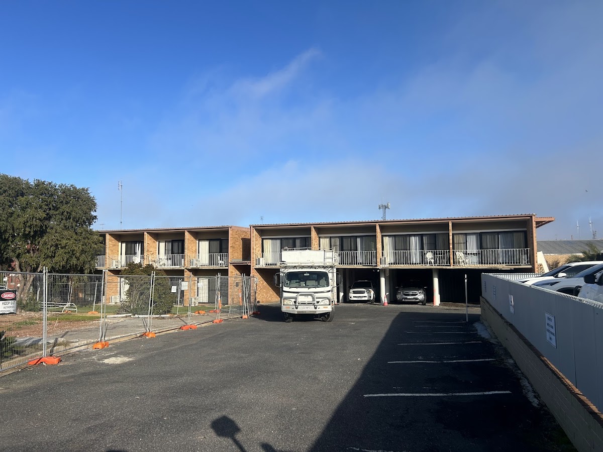 Court Street Motel