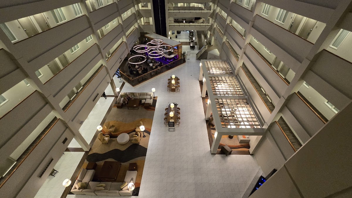 Embassy Suites by Hilton Milwaukee Brookfield
