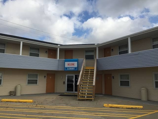 Adair Budget Inn