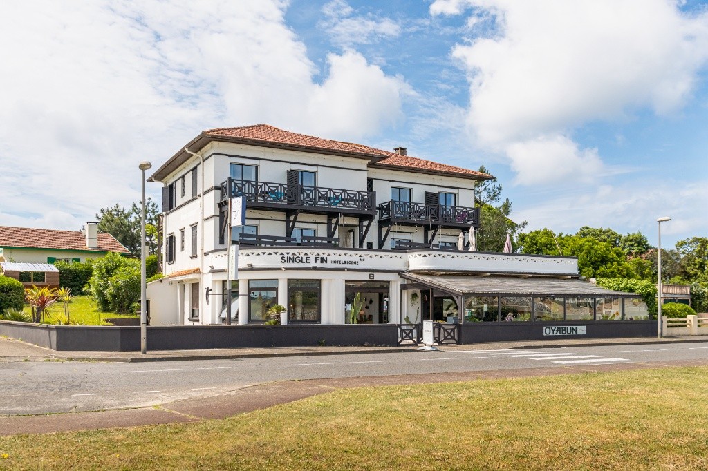 Single Fin Hotel & Lodge