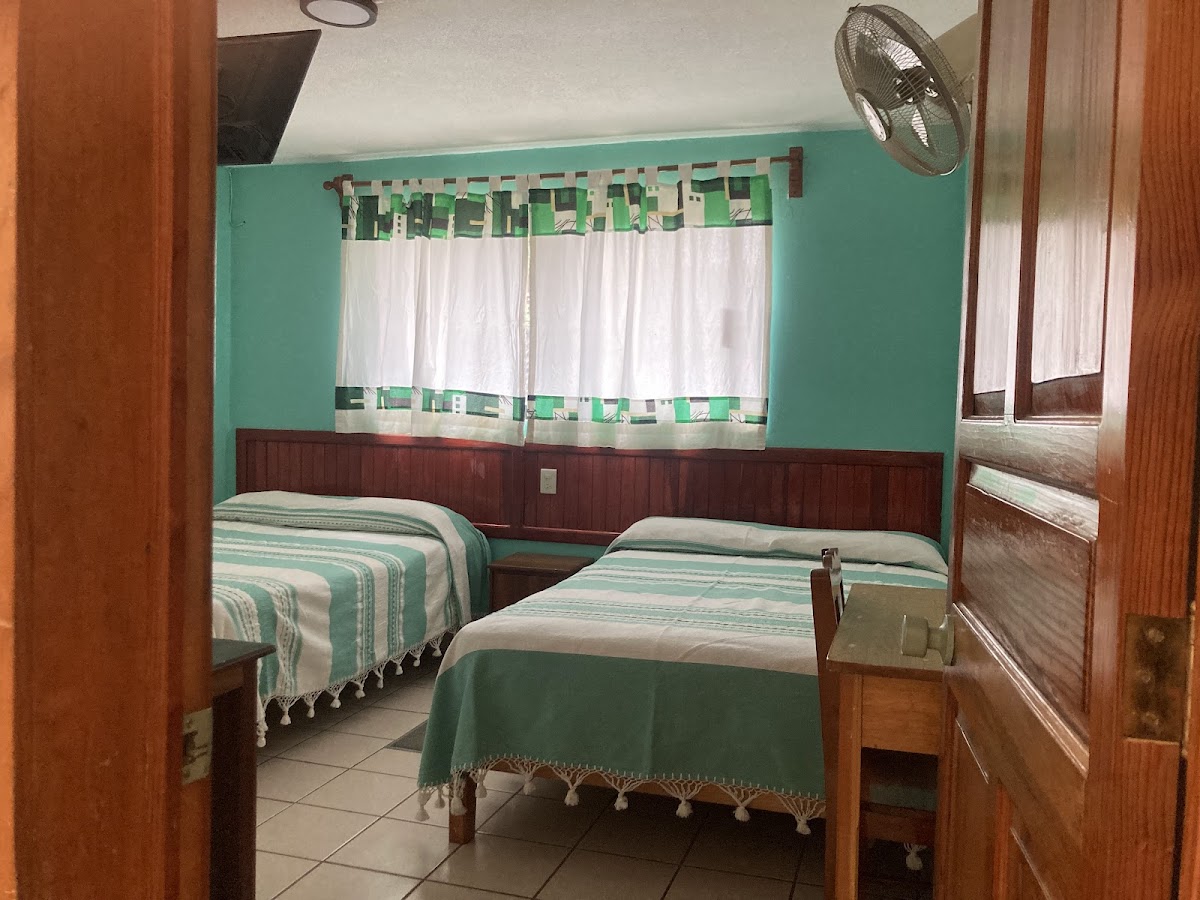 Hotel Plaza 2