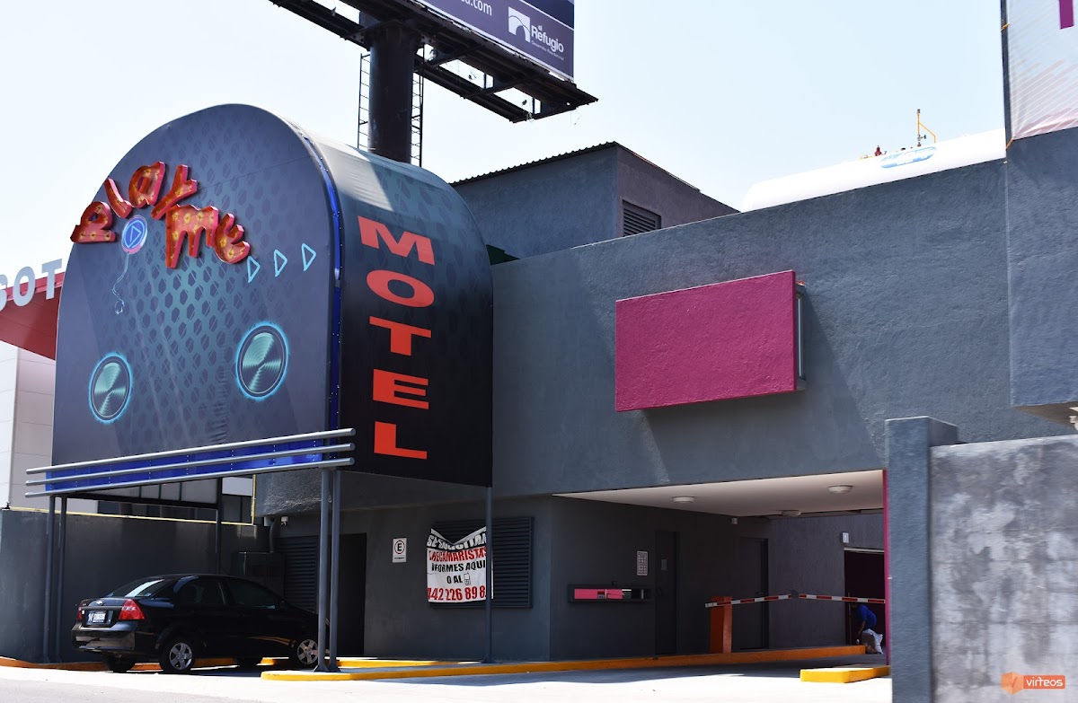 Motel Play me