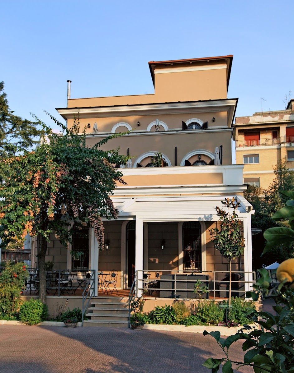 Villa Pirandello Hotel & Cafè