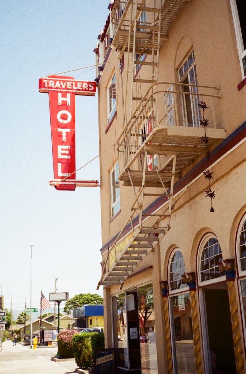 Traveler's Hotel