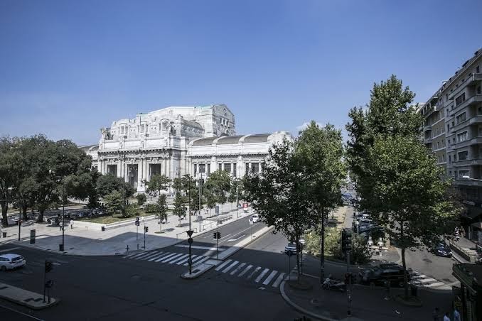 AV Hotel Milano