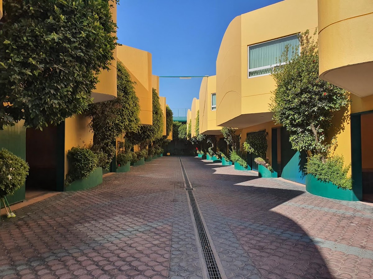 VILLAS LOS SAUCES