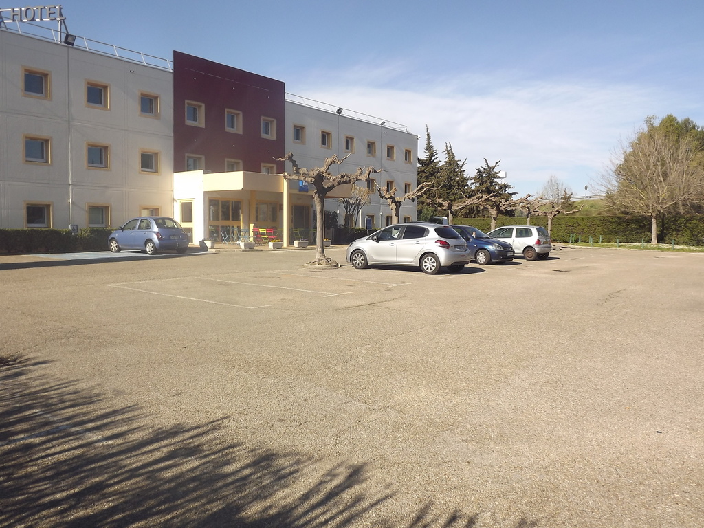 ibis budget Nîmes Caissargues